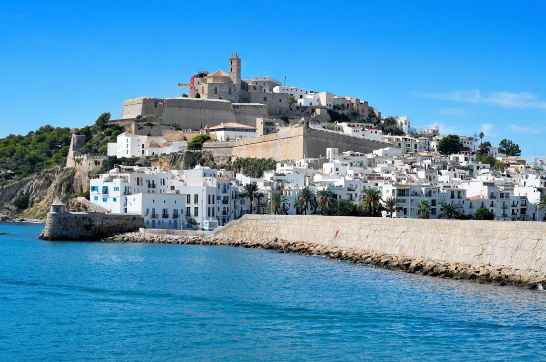 Dalt Vila UNESCO guided walking tour (licensed local guides), Ibiza